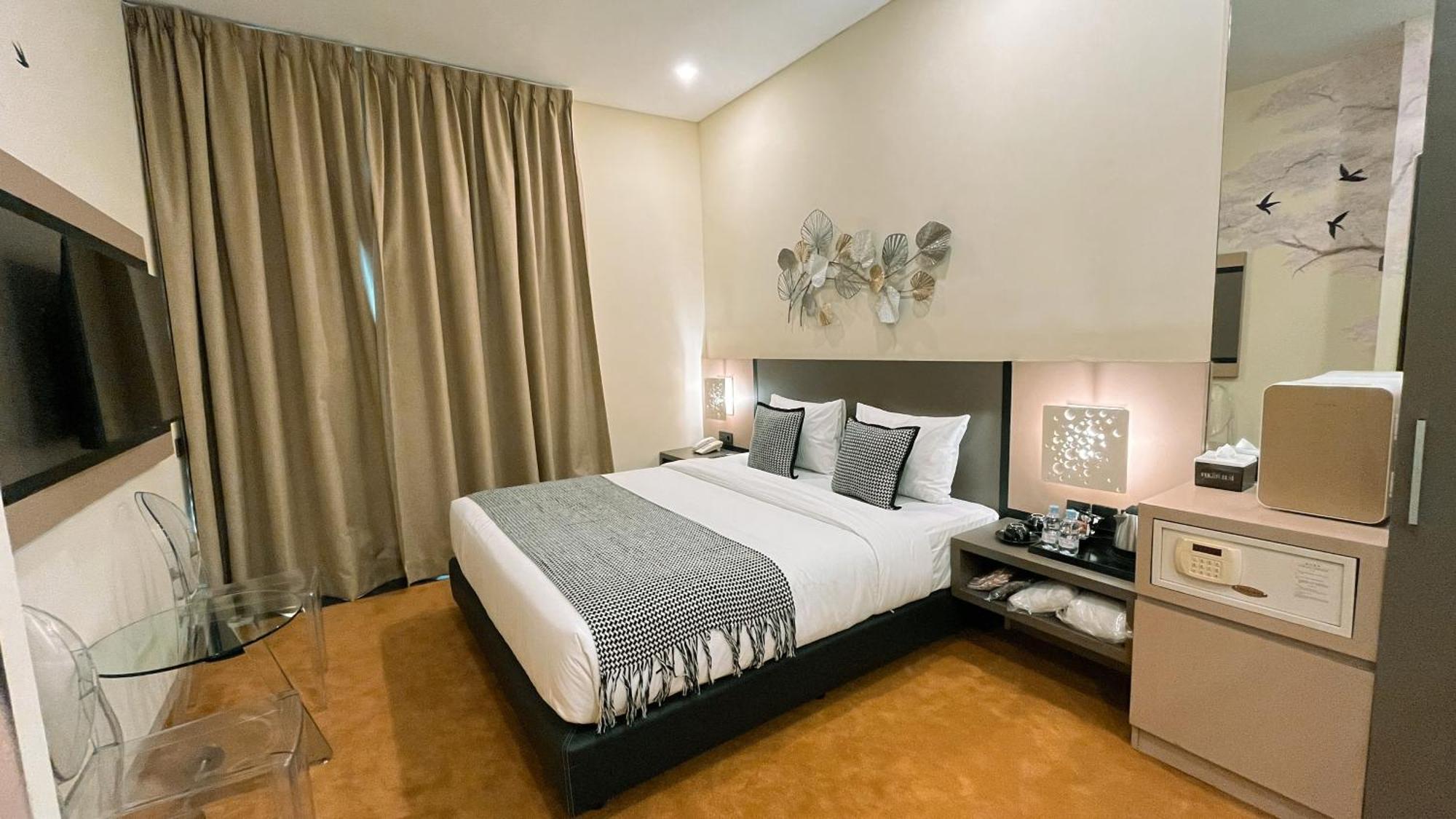 Oak Tree Urban Hotel Jakarta Exterior photo
