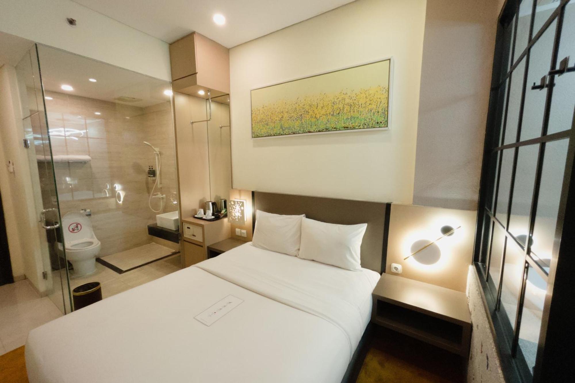 Oak Tree Urban Hotel Jakarta Exterior photo